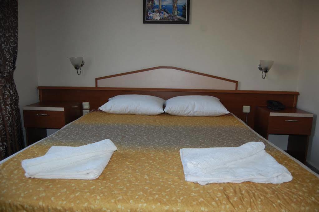 Irem Apart Hotel Мармарис Екстер'єр фото